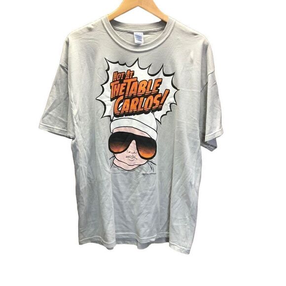 The Hangover Adult XL T-Shirt Beige Not At The Table Carlos M & O Knits - Picture 1 of 4